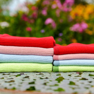 Set aus Handtuch & Spültuch in unterschiedlichen Farben von Solvang